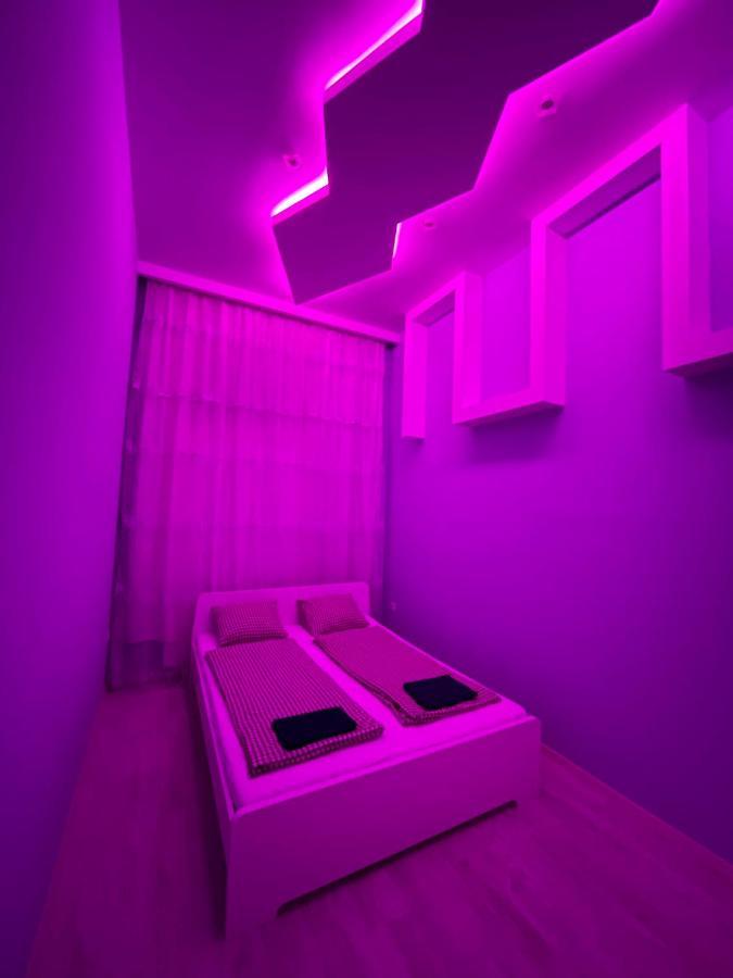 Deluxe Sapphire Residency - 4 Bedrooms Будапеща Екстериор снимка