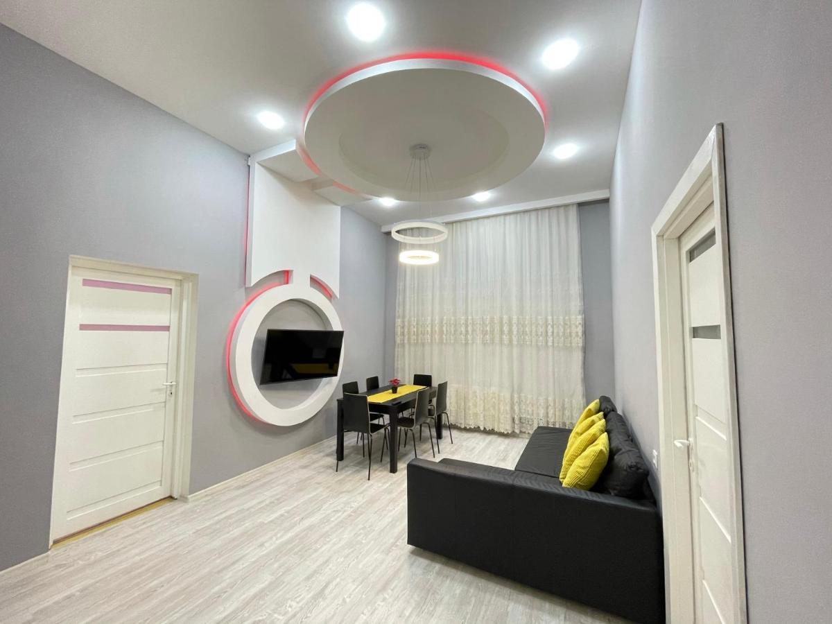Deluxe Sapphire Residency - 4 Bedrooms Будапеща Екстериор снимка