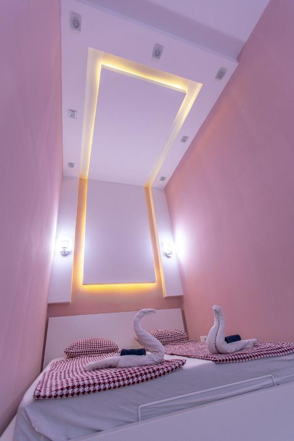 Deluxe Sapphire Residency - 4 Bedrooms Будапеща Екстериор снимка